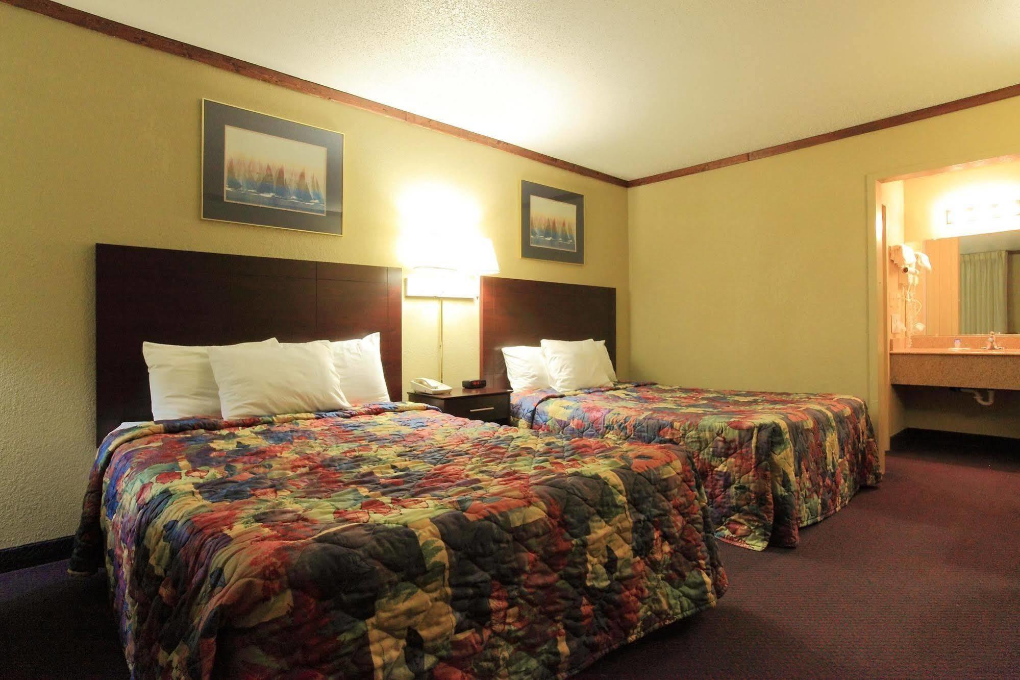 Americas Best Value Inn Newton Szoba fotó