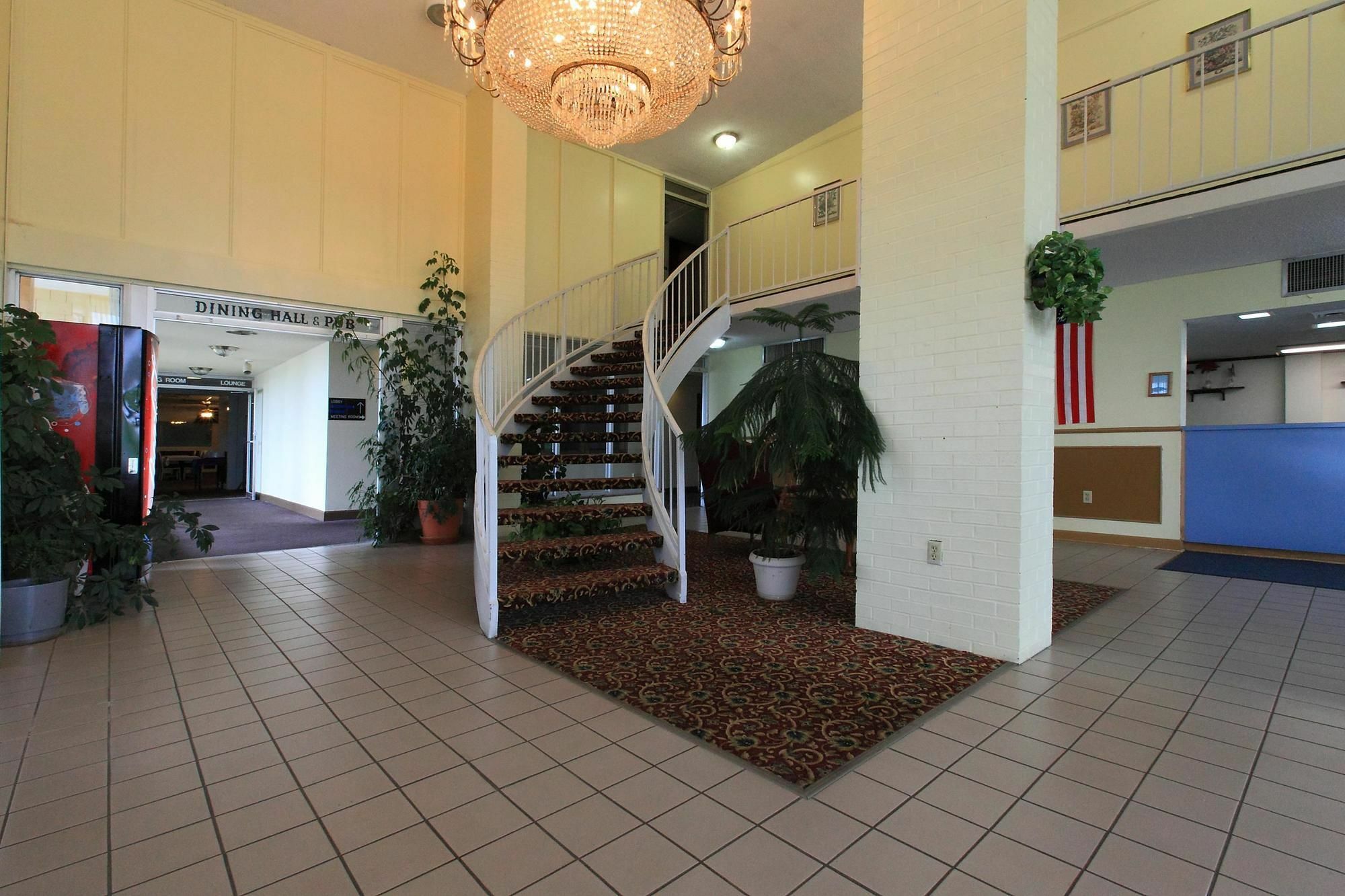 Americas Best Value Inn Newton Beltér fotó